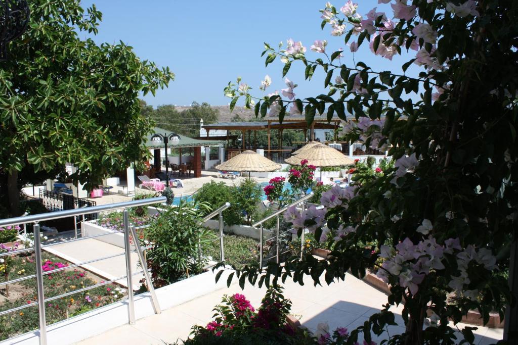 Bronze Hotel Gümbet Exterior foto
